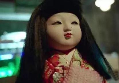 鬼娃娃照片,揭秘神秘鬼娃娃照片背后的恐怖真相